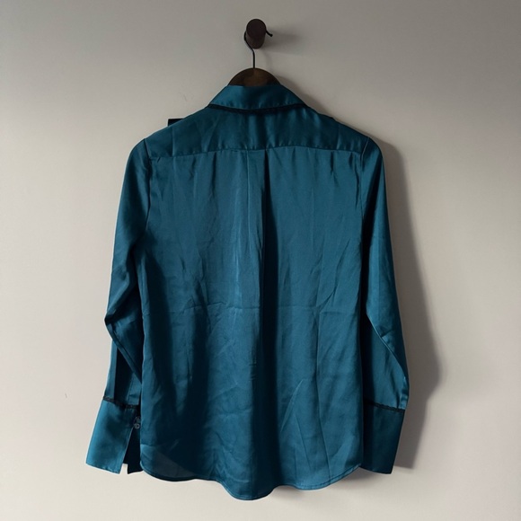 BANANA REPUBLIC RUFFLED DILLON BUTTON UP BLOUSE SIZE XS TEAL - Picture 3 of 8